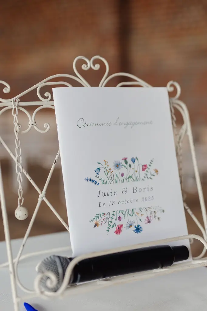 Lutrin cérémonie.webp