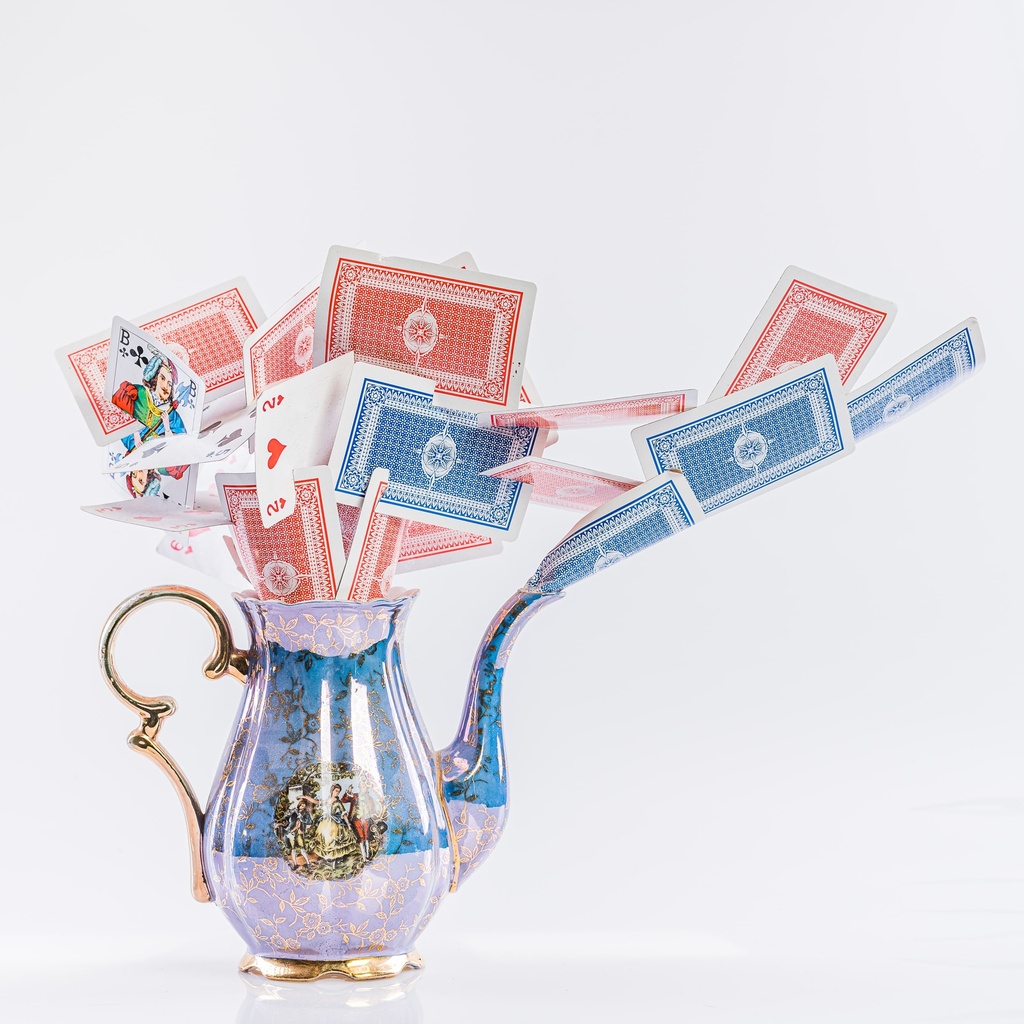 Location Théière bleue avec cartes