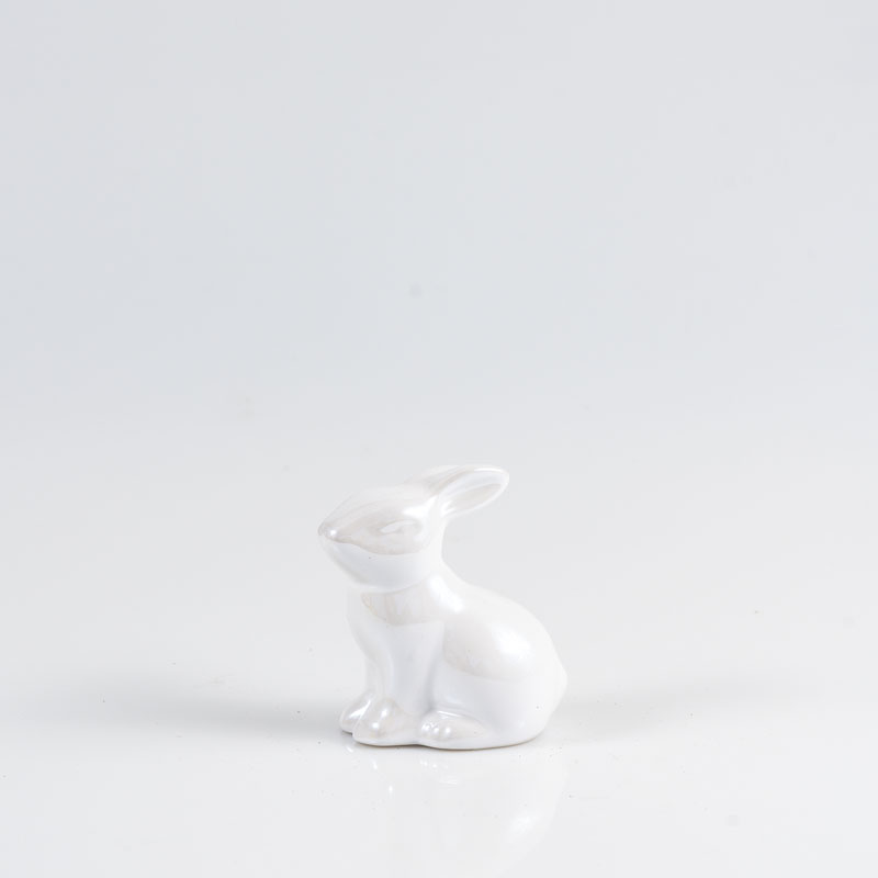 Location Petit lapin en porcelaine blanc brillant