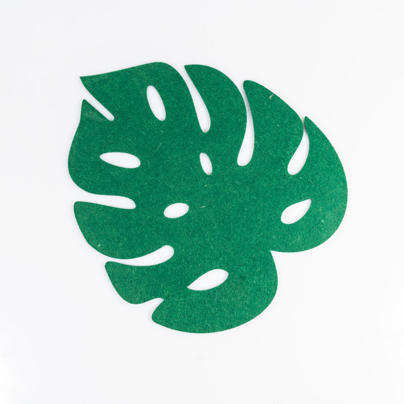 Location Feuille monstera en feutrine vert foncée