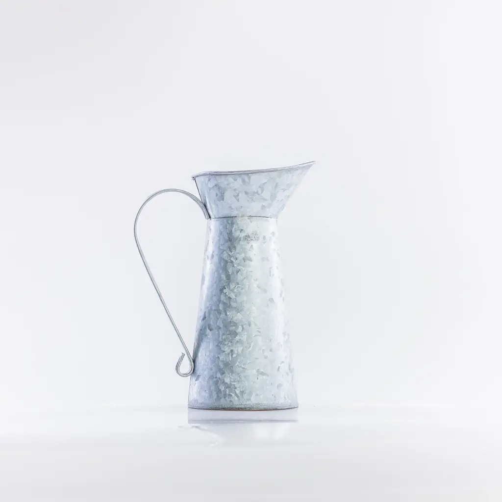 Location Cruche en zinc M