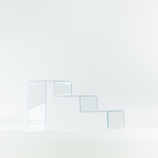 [A021] Location Présentoir escalier plexiglas