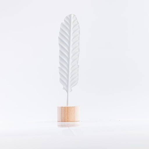 [D070] Location Plume en métal sur socle bois