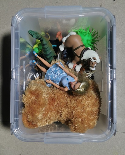 [J032] Location Boîte de jouets pour enfants - 40 pièces