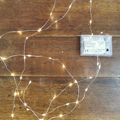 [L033] Location Guirlande fil métallique (60 amp.)